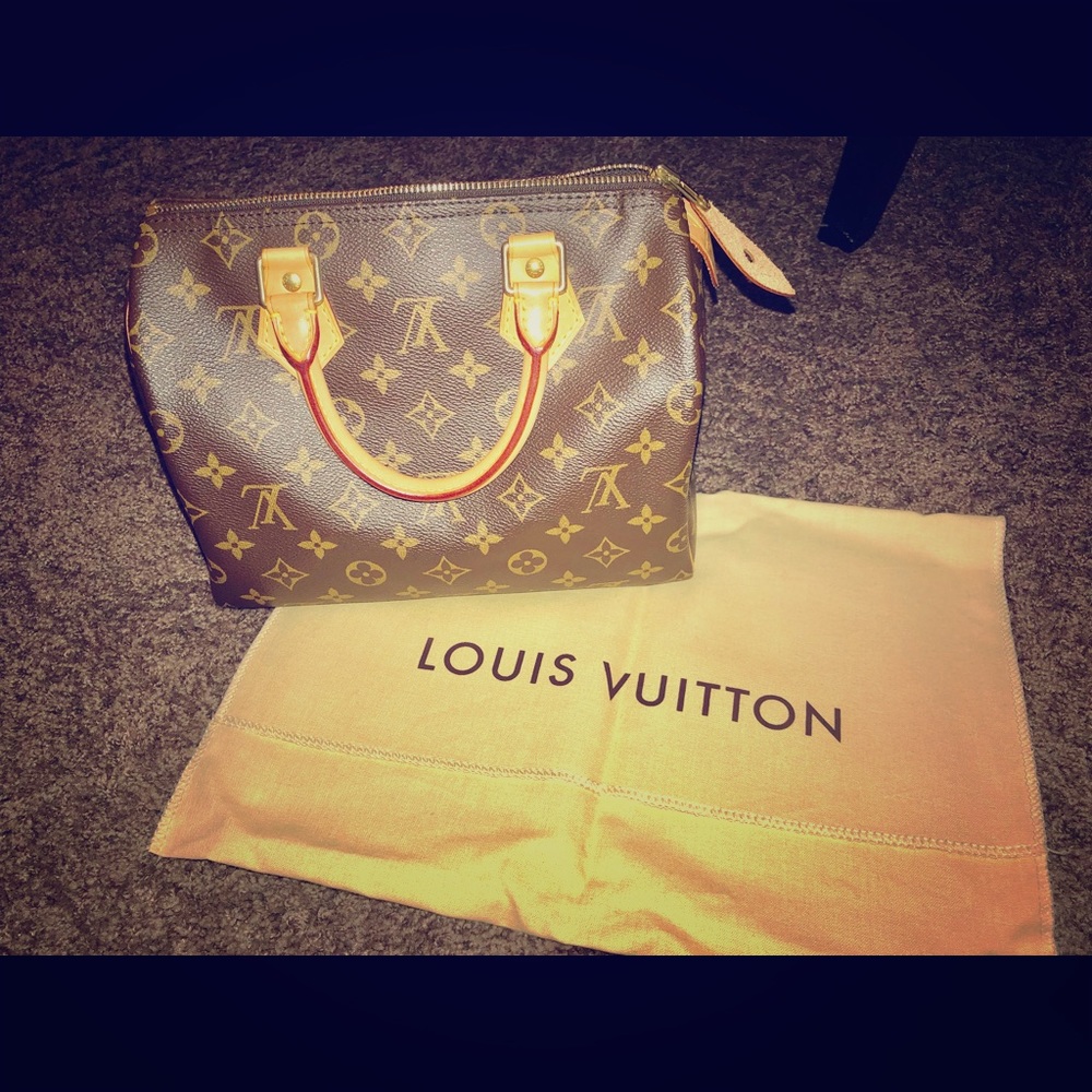 Authentic Louis Vuitton Speedy 25